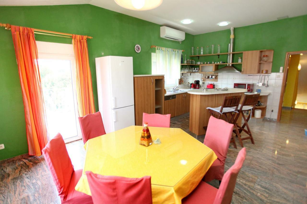 Apartman Dinka Trogir Exterior photo